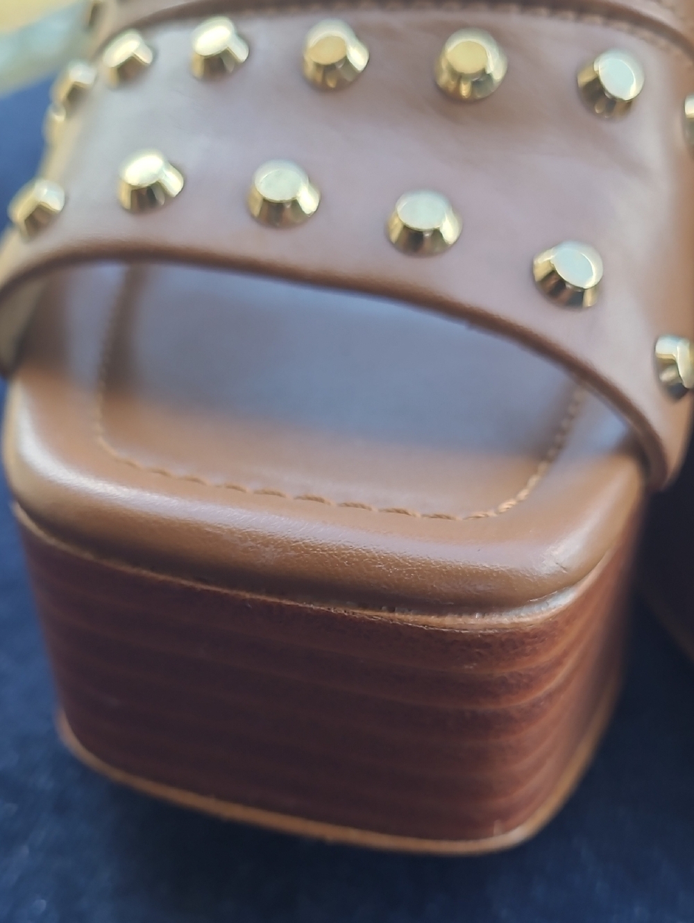 Michael Kors Sandals Platform Jagged Studded Brown Tan 6.5 Open Toe Leather Mule - Picture 3 of 7